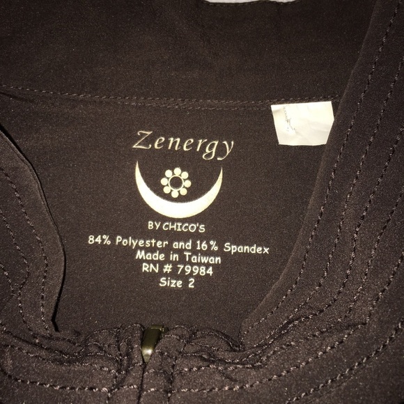 Chico’s Zenergy Vest with matching pants - Picture 3 of 6
